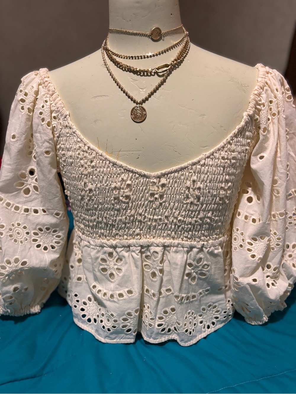 Chaser Smocked Eyelet Peasant Top - cream size XS NWT